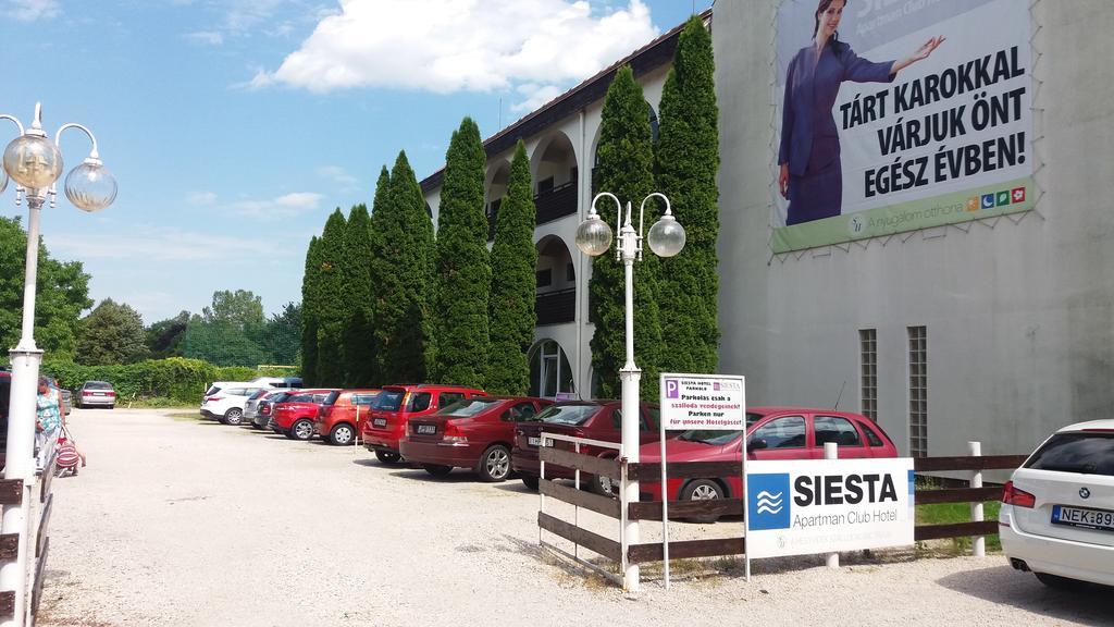 Siesta Club Apartman Harkány Exterior foto